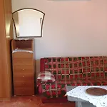 Apartment Maya Mare *
